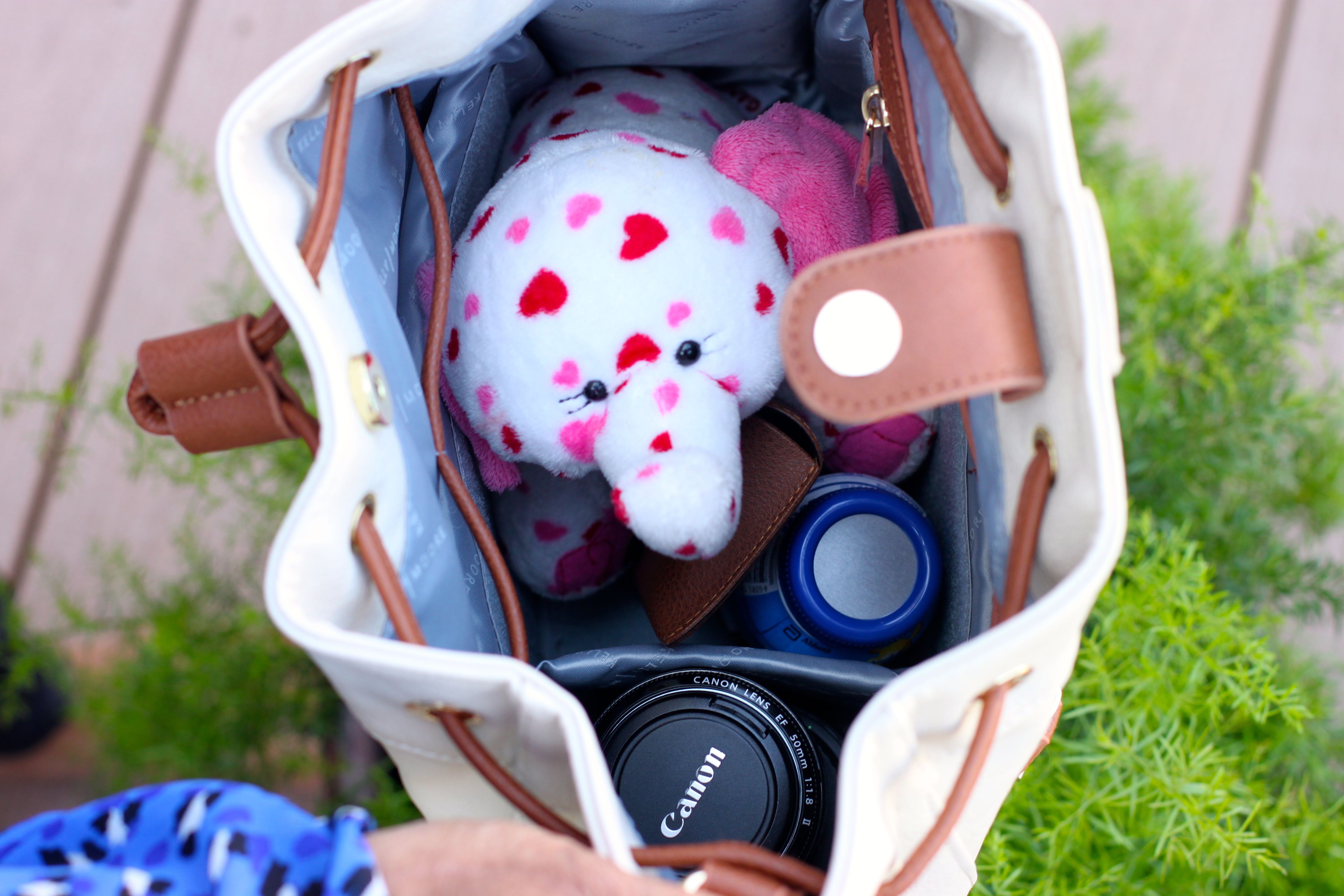 Kelly Moore bag all in one diaper bag camerabag